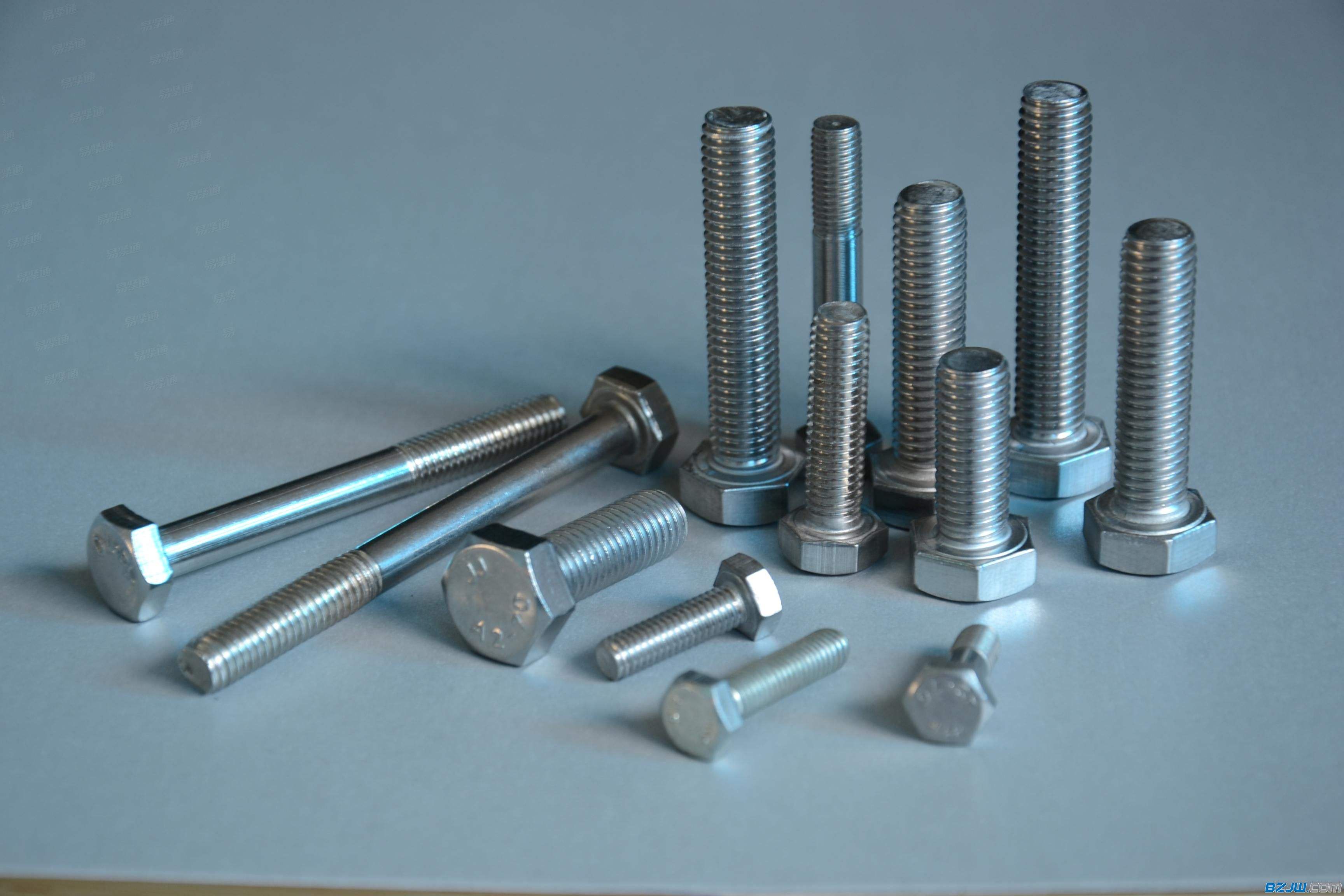 鄭令粉與河北鋪實(shí)達(dá)緊固件銷(xiāo)售門(mén)市 永年緊固件產(chǎn)業(yè)中的個(gè)體縮影